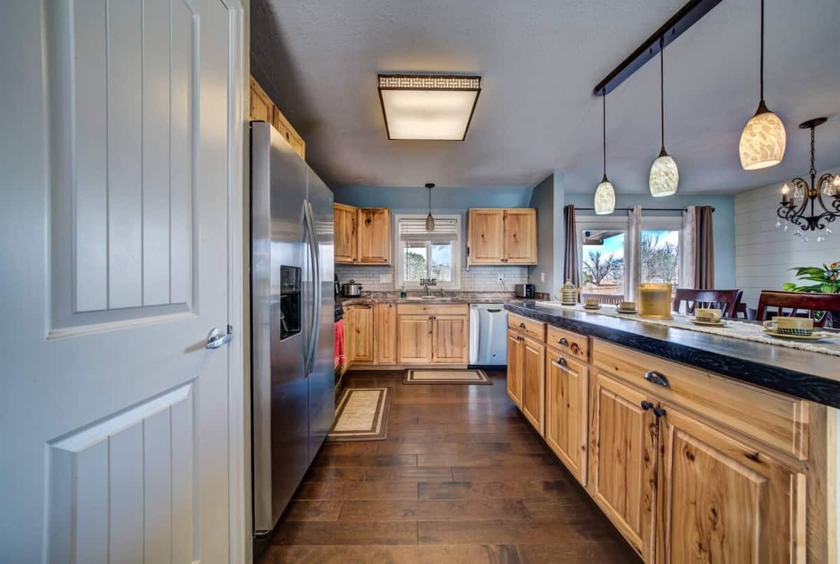 Private Room Near Ft Carson — Kitchen