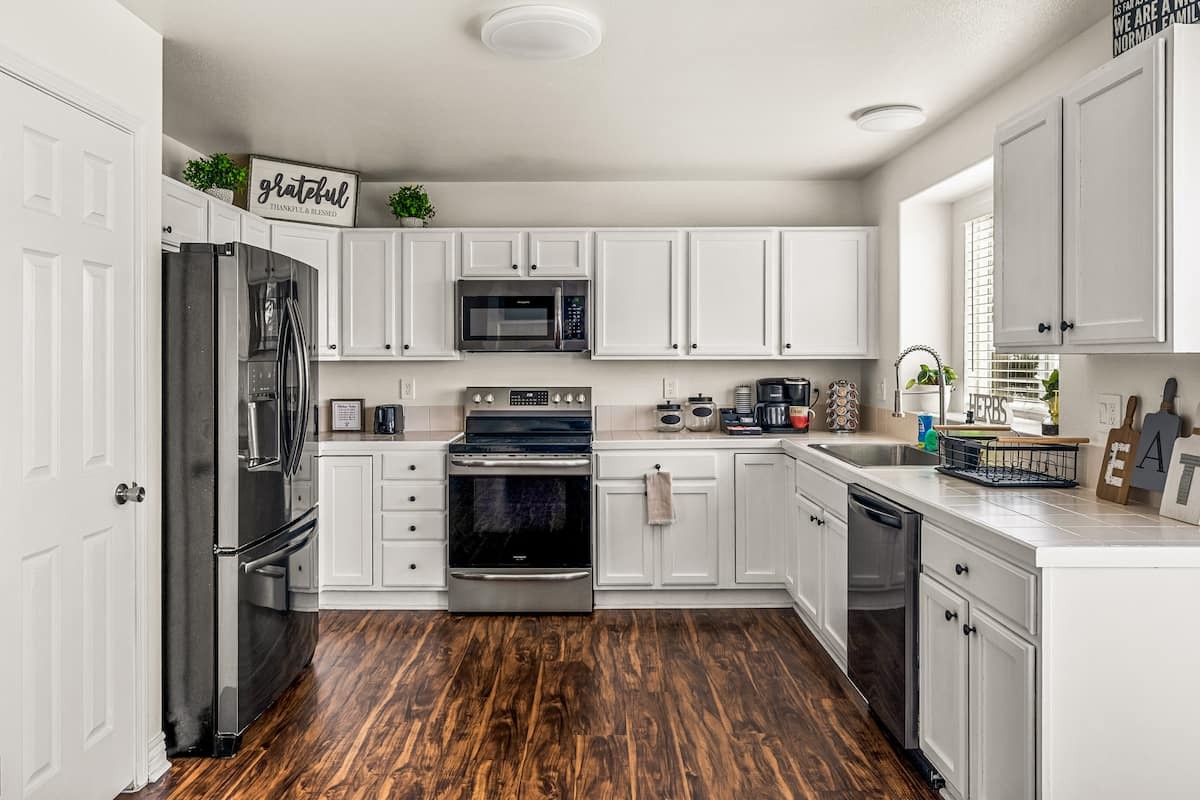 Monterey — Kitchen